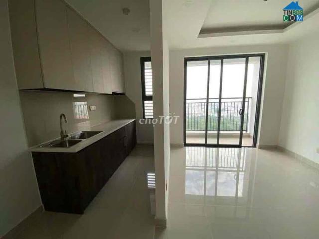 2PN giá 2.35 tỷ tầng 9 Hướng Nam View cao tốc Quận 7