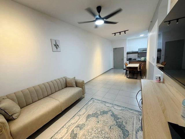 2R1B Tangerine Suites Sepang FULL FURNISHED NEAR KLIA