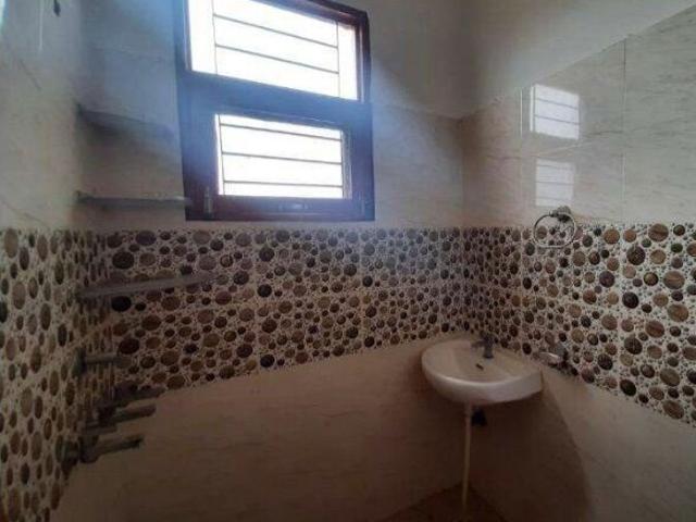 2room Semi Furnished 2 Bedroom 800 Sq. Ft. Builder Floor in Sector 1 Chandigarh Listing ID: #10217