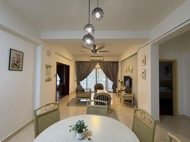 2room Seaview Tembeling