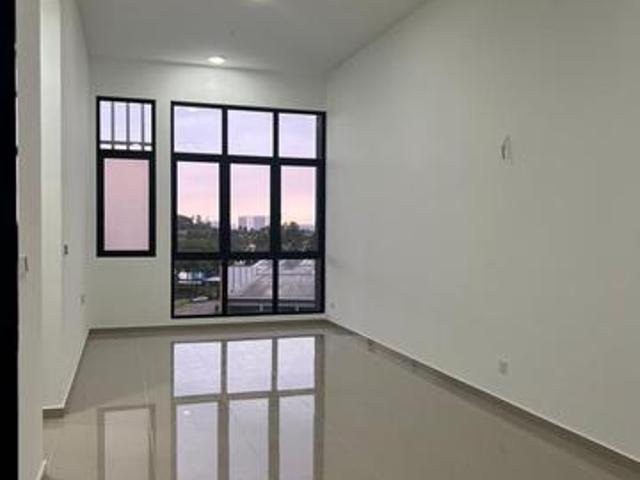 2Rio Residence Bandar Puteri Puchong 2 Bedrooms for Rent LRT Nearby