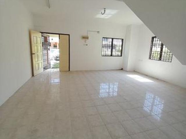 2Ters Corner Taman Idaman Simpang Ampat
