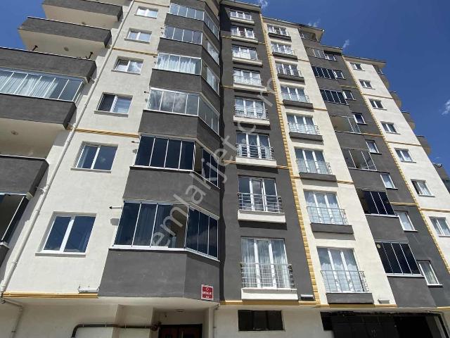 2y Duman Emlak'tan Ara Kat 3+1 Kiralık Daire