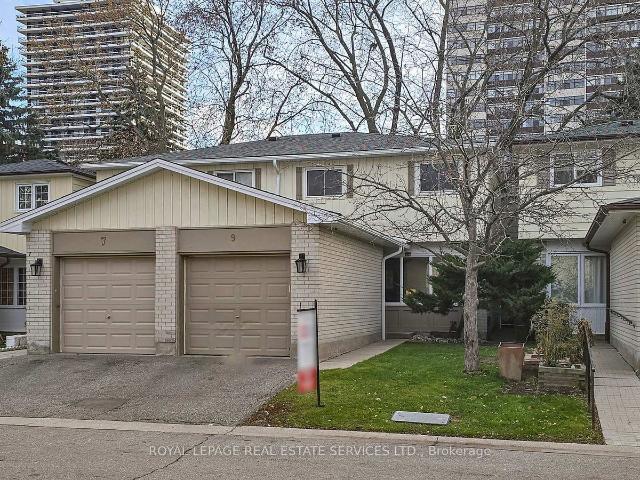 33 9 Plum Tree Way, North York | Terminated, C12584 | Condos. Ca