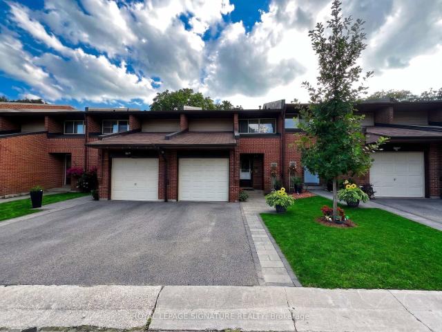 33 2301 Derry Road W, Mississauga | 3+1Beds/3Bath, Townhouse, $499,900 | Condos. Ca