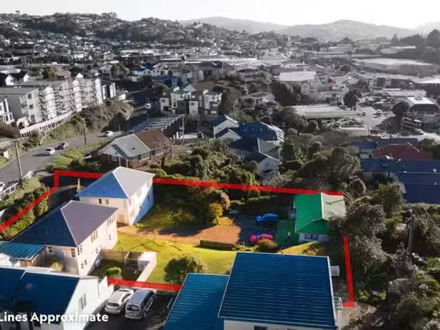 33 35 Hindmarsh Street, Johnsonville, Wellington City For Sale