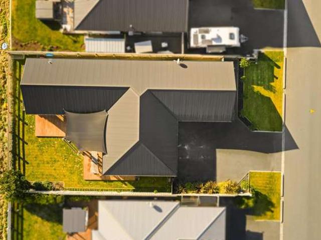 33 Te Hurunui Drive, Pegasus, Waimakariri
