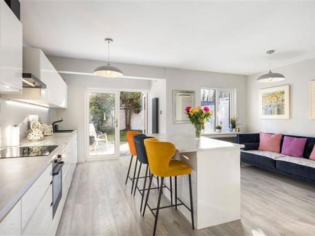 33 Templeroan Grove, Rathfarnham, Dublin 16 DNG Rathfarnham 4900 MyHome. Ie Residential