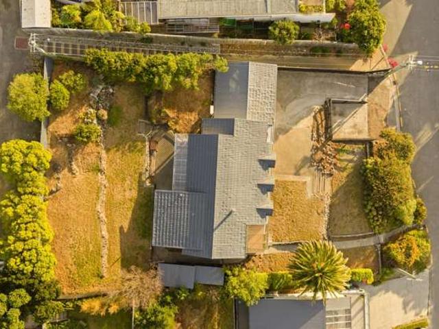 33 Tuawera Terrace, Clifton, Christchurch City