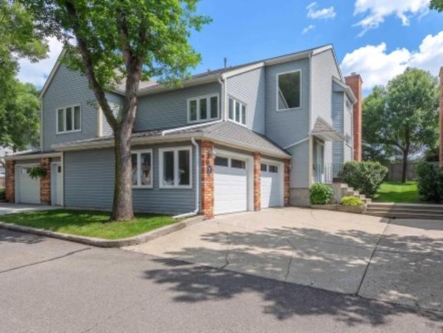 33 Whiteoaks Estates, St. Albert, AB, T8N 3M2 townhouse for sale | Listing ID E4500 | Royal LePage