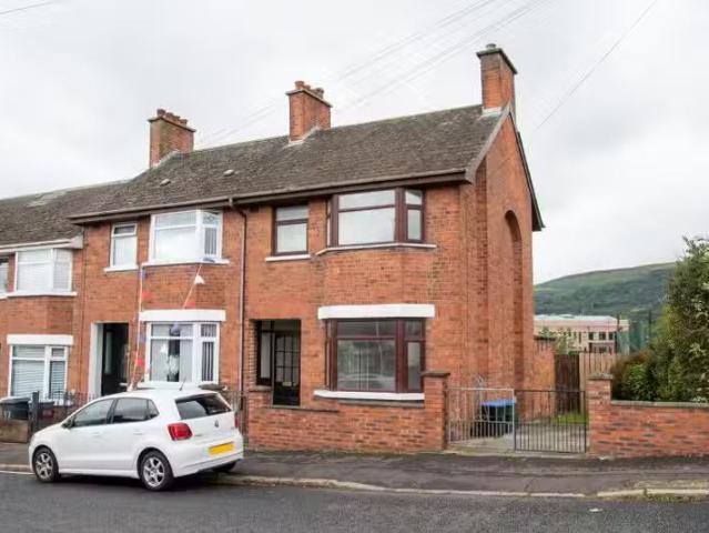 33 Woodvale Avenue