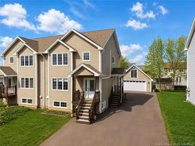 33 Aspenrose Crt, Moncton, NB, E1G 0G6 house for sale Listi.