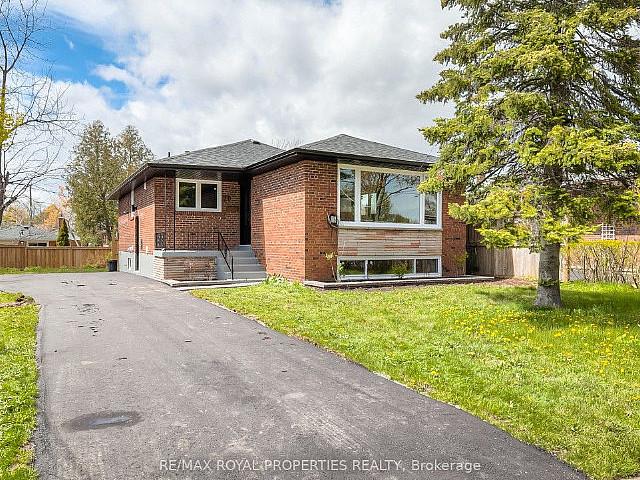 3+3 Br | 4 Ba detached Home In Scarborough | 20 Fermoy Rd