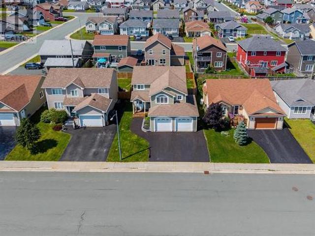 33 Castle Bridge Drive, St. John'S, NL, A1H 0C7 house for sale | Listing ID 1301 | Royal LePage
