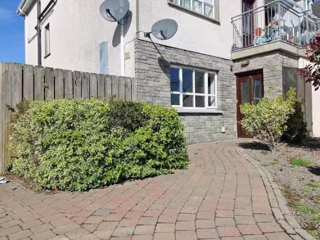 33 Cois Crionn, Saltown, Dundalk, Co. Louth, A91E270 is for sale