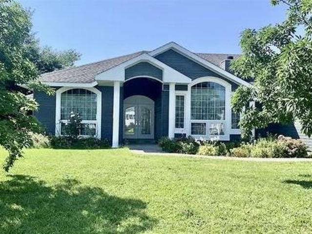 33 Colonial Avenue, Stephenville, NL, A2N 1Y7 house for sale | Listing ID 1297 | Royal LePage