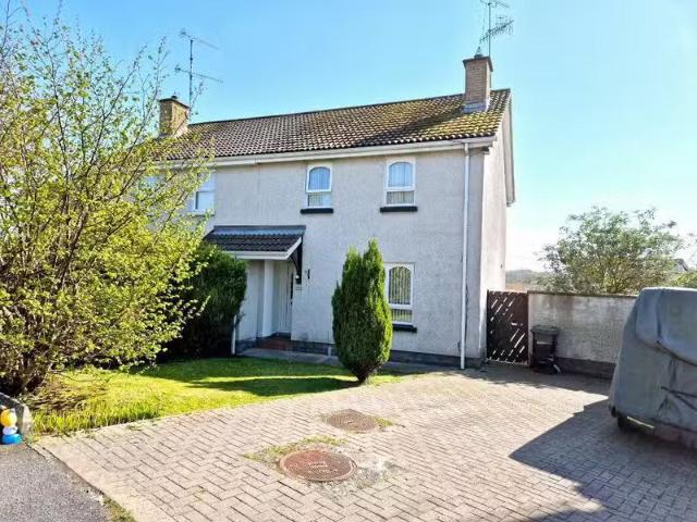33 Deverney Park