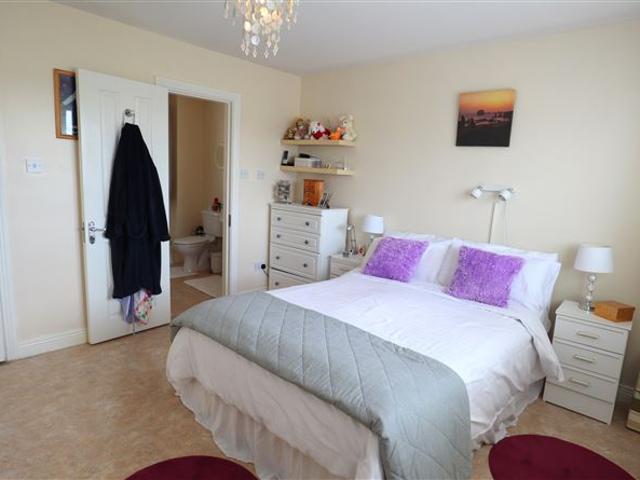 33 Dunlin Street, Aston Village, Drogheda, Louth Thomas Byrne Auctioneers & Valuers 4927 MyHome. Ie Residential