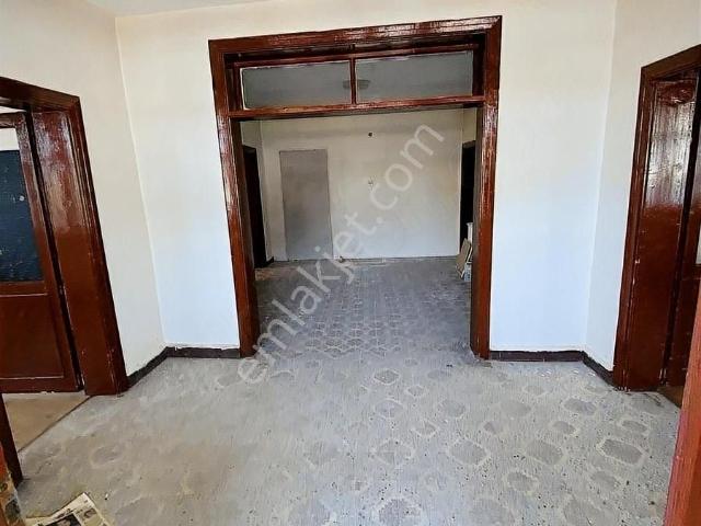 33 şeker Emlaktan 2+1 125m2 Satılık Daire