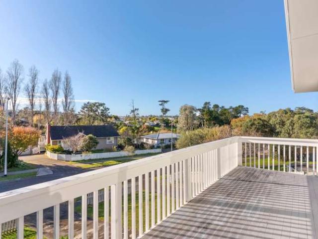 33 Ennis Avenue, Pakuranga, Manukau City