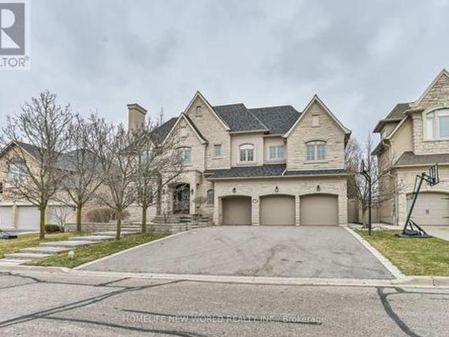 33 Evita Court, Vaughan, ON, L4J 8K6 house for sale | Listing ID N12076 | Royal LePage