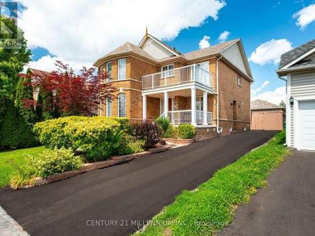 33 Fletchers Creek Boulevard, Brampton, ON, L6X 4S3 house for sale | Listing ID W13698 | Royal LePage