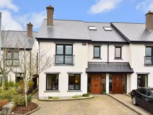 33 Gleann Mhuiris, Claregalway, Co. Galway, H91FF9P is for sale