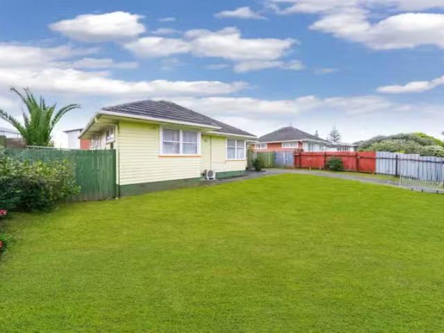 33 Haddon Street, Mangere East, Manukau City
