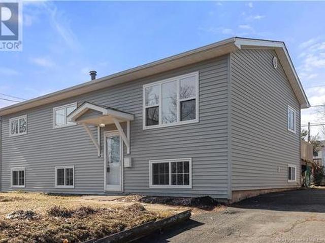 33 Meghan St, Riverview, NB, E1B 4E4 house for sale | Listing ID NB116424 | Royal LePage