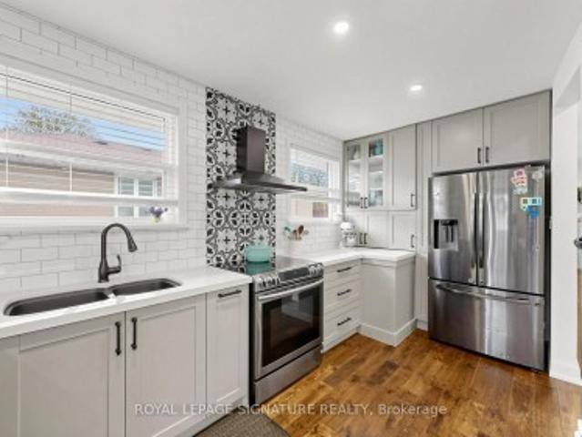 33 Neapolitan Drive, Toronto, ON, M1P 4B2 house for sale | Listing ID E13118 | Royal LePage