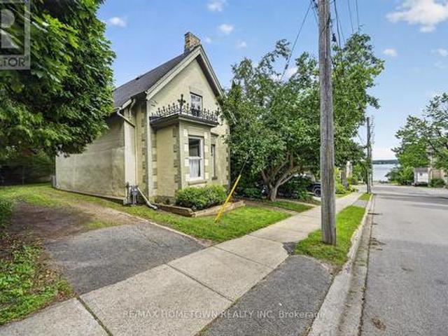 33 Park Street, Brockville, ON, K6V 2G3 house for sale | Listing ID X13494 | Royal LePage