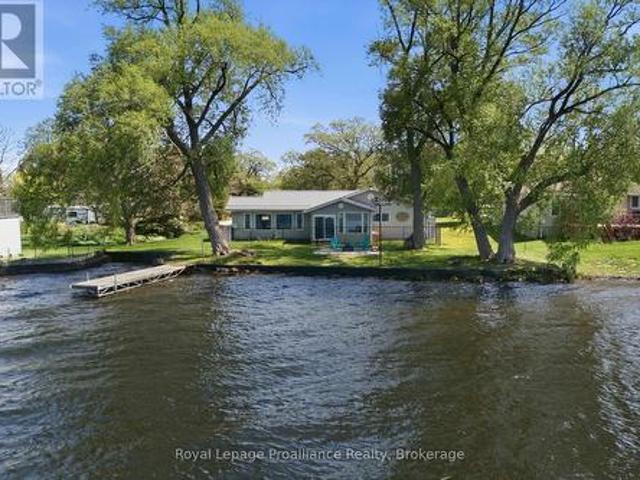 33 Peats Point Lane, Prince Edward County Ameliasburg Ward, ON, K8N 4Z7 house for sale | Listing ID X13162 | Royal LePage