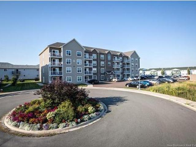 33 Sifroi St, Dieppe, NB, E1A 1L6 condo for sale | Listing ID NB115349 | Royal LePage
