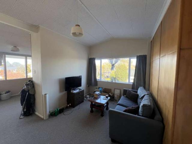 33A Brookfield Street, 1074, Hamilton City