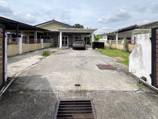 33x110 Semi D Single Storey House Jalan Merbuk Taman Bentara