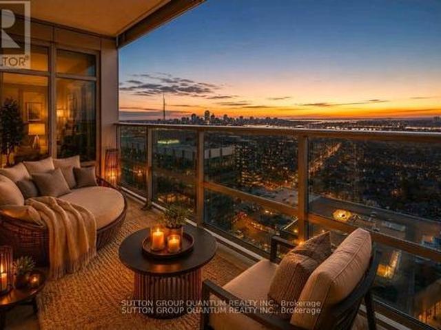 3006 2 Yonge Street, Toronto, ON, M4S 3H8 condo for sale | Listing ID C13168 | Royal LePage