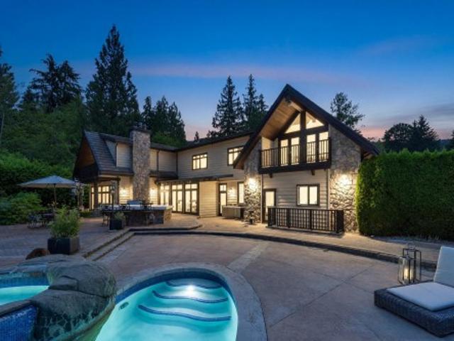3007 Sunnyside Road, Anmore, BC, V3H 5G6 Luxury House for sale | Listing ID R3148 | Royal LePage Carriage Trade Luxury Properties