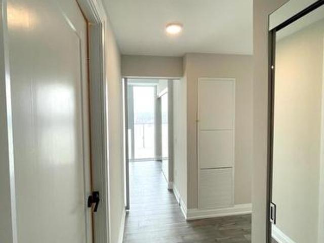3009 15 Skyridge Drive, Brampton, ON, L6P 4S3 lease for lease | Listing ID W13607 | Royal LePage