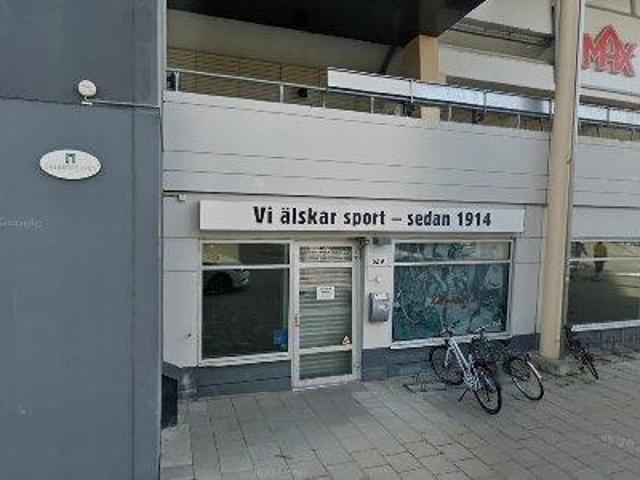3000 m2 lager uthyres i Örebro