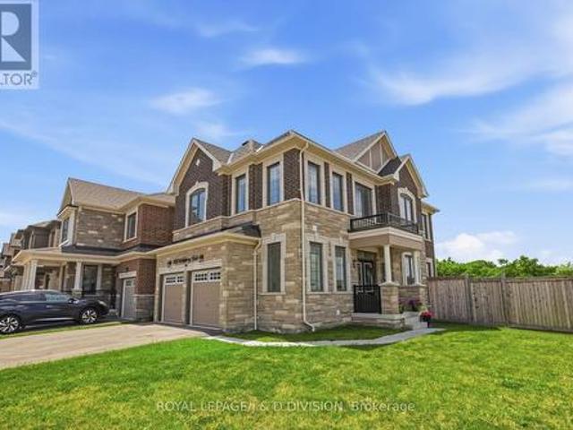 3000 Hollyberry Trail, Pickering, ON, L1X 0N5 house for sale | Listing ID E13519 | Royal LePage