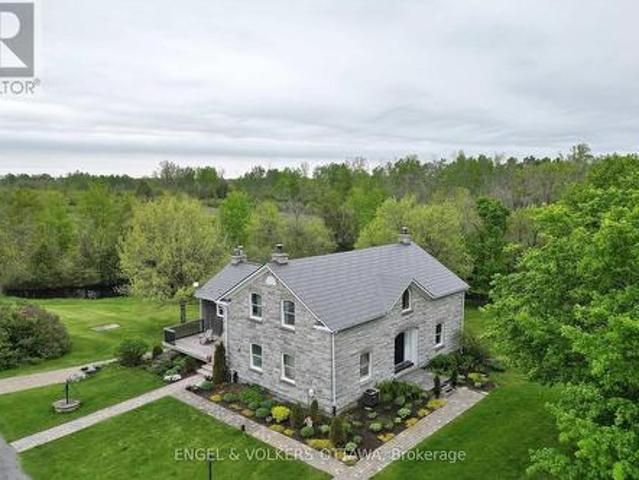 3000 Roger Stevens Drive, Ottawa, ON, K0A 2T0 house for sale | Listing ID X12225 | Royal LePage