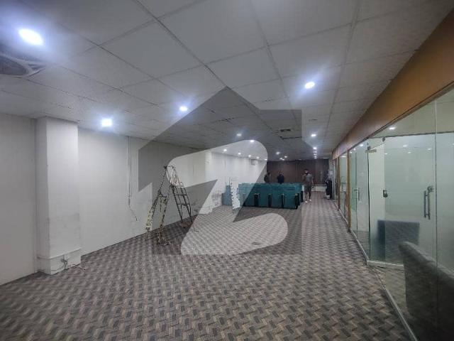 3000 sqft double commercial halls building for rent at very hot location