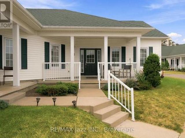 3001 Croft Street, Port Hope, ON, L1A 0E1 townhouse for sale | Listing ID X13573 | Royal LePage
