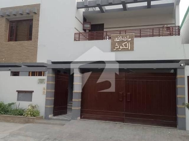 300yards two unit slightly used double story bungalow for sell in dha phase 7 ext