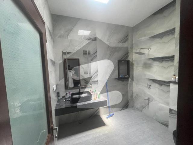 300Yards Duplex For sale In DHA Phase 6