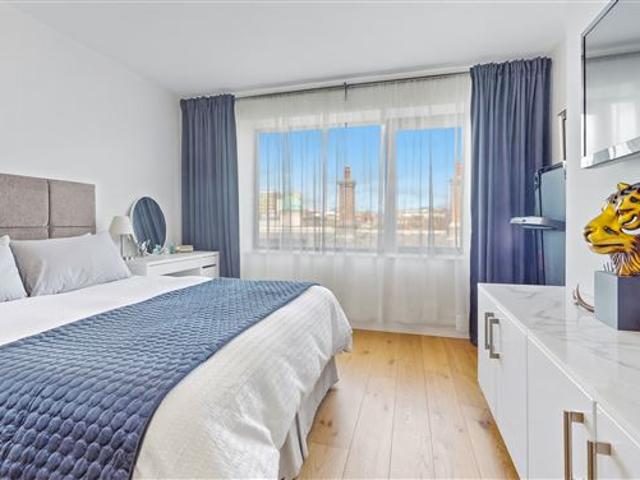 300,000 | Apt 9, Moland House, Talbot Street, Dublin 1 Dixon Residential Limited 4994 MyHome. Ie Residential