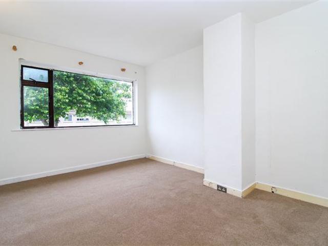 300,000 | 8 Alderwood Close, Springfield, Tallaght, Dublin 24 DNG Tallaght 5023 MyHome. Ie Residential