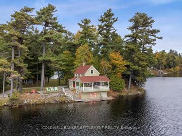 300 302 Isobel Lane, Tay Valley, ON, K7H 3C5 house for sale | Listing ID X12150 | Royal LePage