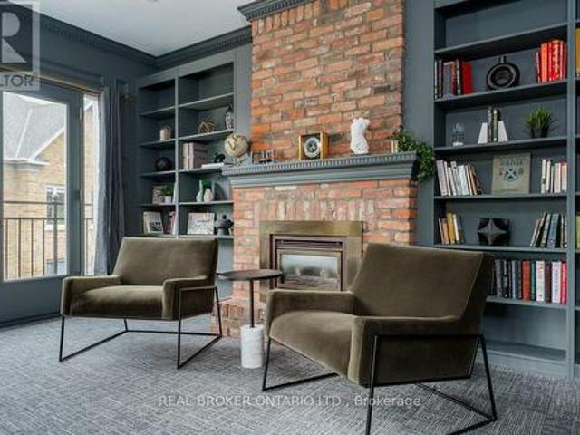 300 420 North Service Road E, Oakville, ON, L6H 5R2 commercial for sale | Listing ID W12682 | Royal LePage