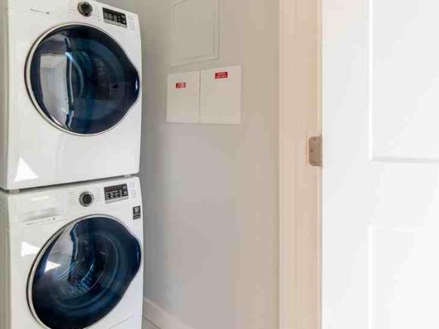 300 Government Street 1 Bedroom Apartment for Rent at 300 Government St, Duncan, BC V9L 0J1